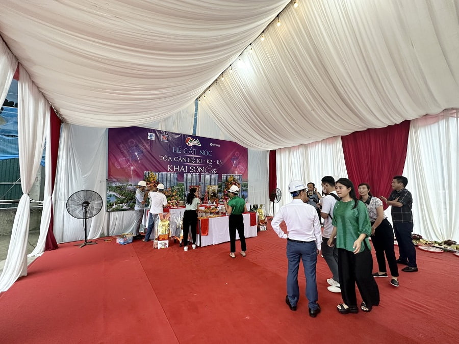 le-cung-cat-noc-chung-cu-khai-son-city